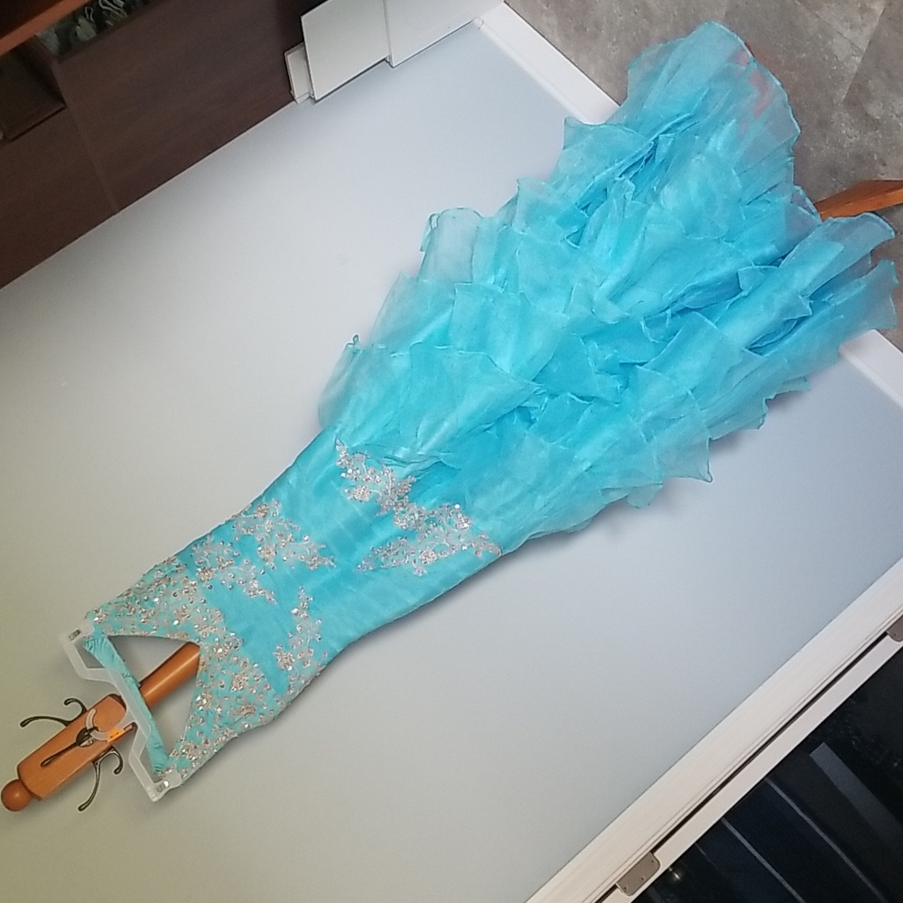 Formal prom dress